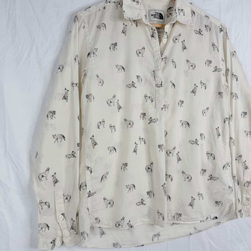 The North Face women Shirt All Over Print Wolves Wolf Nature SZ-S organic cotton - Picture 2 of 16